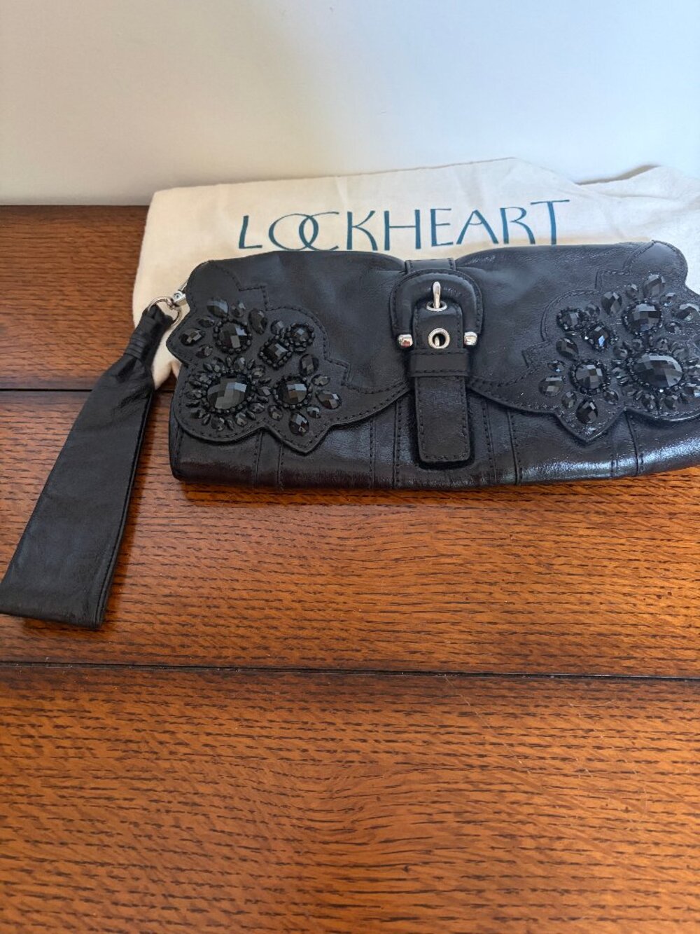 Lockheart Clutch NWOT